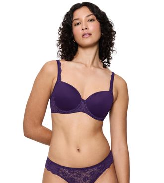 Triumph Amourette Stretch-Spitze, glatte Cups, atmungsaktiv, leicht, feminin