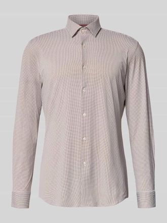 HUGO BOSS Slim Fit Businesshemd mit Kentkragen Modell KENNO in Beige, Gr&ouml;&szlig;e 38
