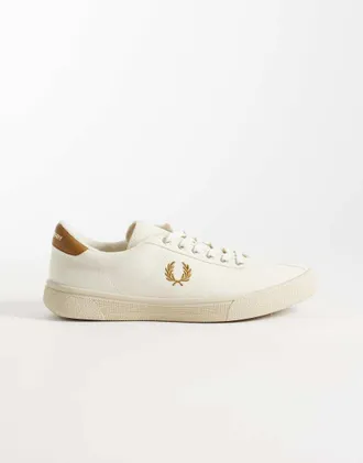 Fred Perry Scarpe da tennis in tela &eacute;cru e cammello scuro-Bianco