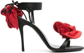 Magda Butrym Zwarte Satijnen Rode Bloem Hoge Hak Sandalen - Dames - Sandalen met hakken - Zwart - 36 EU - Satijn - Schoenen