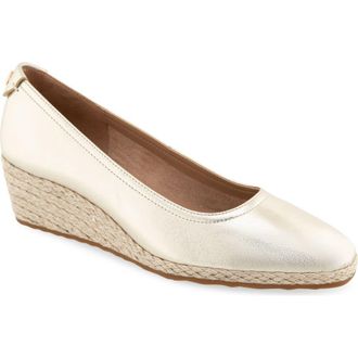 Aerosoles Roma Wedge Pump in Soft Gold Leather at Nordstrom Rack, Size 6.5