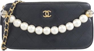 Chanel Leather Chain/Shoulder Wallet (Pre-Owned)