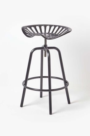 Homescapes Vintage Style Metal Adjustable Tractor Seat Bar Stool in Black