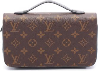 Louis Vuitton Brown Monogram Leather Long Wallet (Bi-Fold) (Pre-Owned)