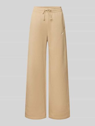 Nike Wide Leg Sweatpants mit Logo Modell Phoenix in Beige, Gr&ouml;&szlig;e XL
