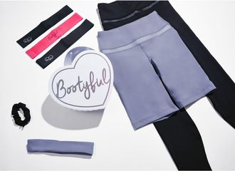 Bootyful Leggings & Shorts 5-Piece Workout Gift Set in Grey Opal/black/blac at Nordstrom Rack, Size X-Small