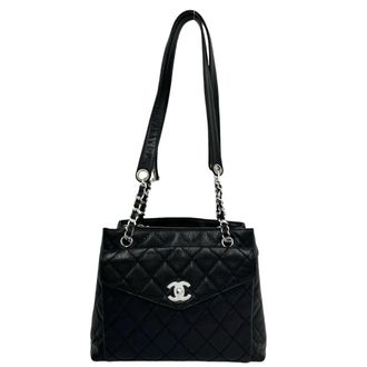 Chanel Black Grained Calfskin Tote Bag (Pre-Owned)