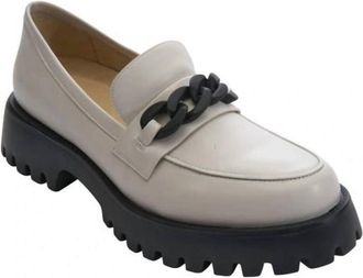 Vaneli WomenS Zefiro Loafer In Milk Nappa
