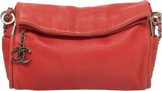 Chanel Pink Leather Shoulder Bag (Pre-Owned)