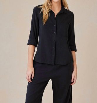Bella Dahl Shirt Tail Long Sleeve Top In Black