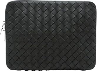 Bottega Veneta Pre-owned Clutches, female, Black, Size: ONE SIZE Pre-owned Woven Leather Clutch