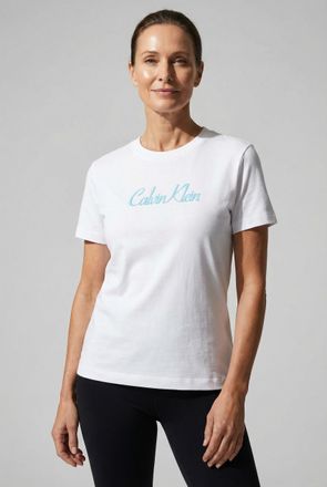 Calvin Klein Jeans T-Shirt CALVIN KLEIN JEANS SS 20s CLASSIC LOGO TEE, Damen, Gr. XXL (46), weiss (brilliant wei&szlig;), Single Jersey, Obermaterial: 100% Baumwolle, unifarbe