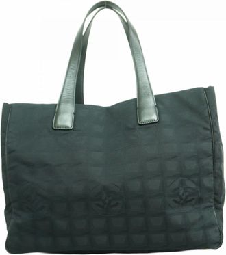 Chanel Black Nylon Tote Bag (Pre-Owned)