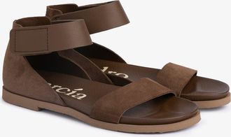 Pedro Garcia Ankle strap fussbett in borwn leather |Jalila | Spring Summer 26 | PEDRO GARCIA