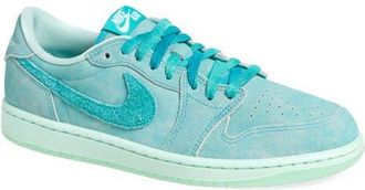 Nike Jordan Air Jordan 1 Retro Low Basketball Sneaker in Washed Teal/Teal/Igloo at Nordstrom, Size 8.5