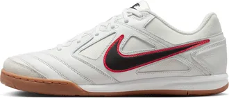 Nike Mens Gato Shoes in White | HQ6019-104