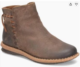 Born Womens Tula Boot In Taupe