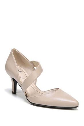 Life Stride Suki Asymmetric Strap Pump in Tender Taupe at Nordstrom Rack, Size 6.5
