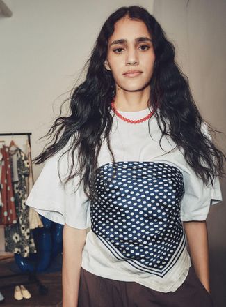 Simons Womens Contrast edging polka dot satiny scarf