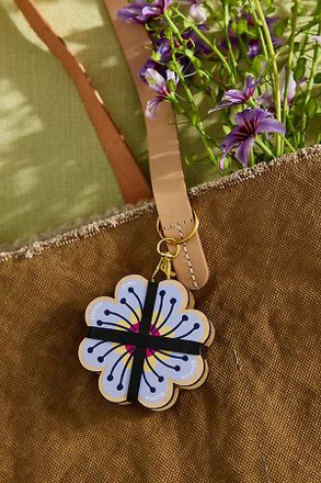 Terrain Mini Flower Press Keyring