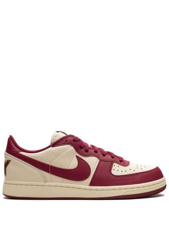 Nike Terminator Low NY vs. NY sneakers - Red