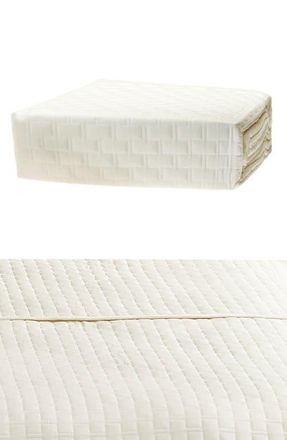 BedVoyage Luxury 100% Viscose Cooling Quilted Brick Coverlet in Ivory at Nordstrom, Size Full/queen