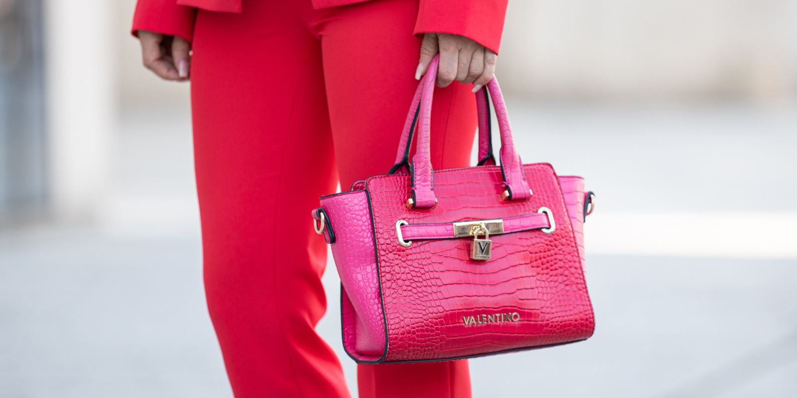 Valentino Taschen Es gibt eine gunstigere Alternative Stylight