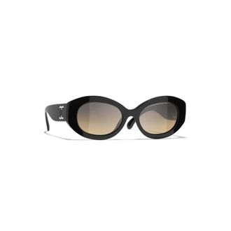 Chanel Sunglasses, female, Black, Size: 53 MM Oval Sunglasses