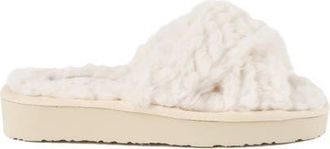 Minnetonka Teddy 3 Faux Fur Slipper in Cream at Nordstrom, Size 10