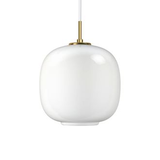 Louis Poulsen VL45 Radiohus Pendelleuchte, &Oslash; 25 cm, Messing / opalweiss