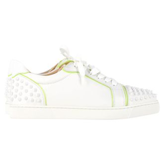 Christian Louboutin Christian Louboutin Vieira Spikes Sneakers in Witte Leer