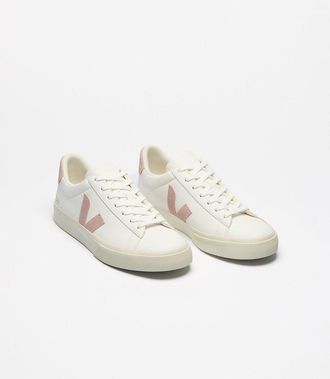 Veja Sneakers in leer Campo