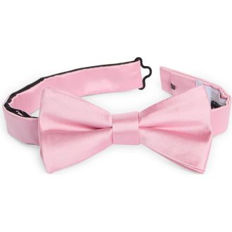 Nordstrom Rack Satin Solid Bow Tie in Light Pink at Nordstrom Rack