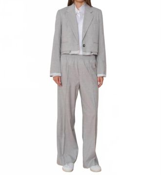 WE-AR4 Bar Cropped Blazer In Cloud Grey