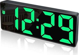 OEM Reloj Despertador Digital, Pantalla Led Grande, Superficie De Espejo, Funci&oacute;n De Repetici&oacute;n De Alarma Y Puerto De Carga Usb, Brillo Ajustable, Ideal P
