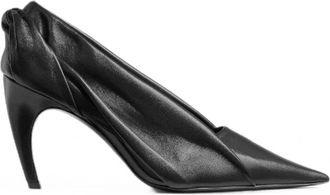 Khaite Eve Pump - Dames - Pumps - Zwart - 37 1/2 EU - Leer - Schoenen