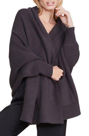 Barefoot Dreams CozyChic Blanket Wrap in Carbon at Nordstrom