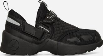 Nike Jordan Women s Jordan Trunner LX Sneakers Black