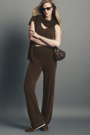 Alo | Micro Chenille High-Waist Straight Leg Pants in Espresso, Size: Medium