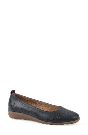White Mountain Cortney Perforated Ballet Flat in Navy Smooth at Nordstrom Rack, Size 8.5