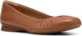 Clarks Jazmynn Lo Ballet Flat - Wide Width Available in Tan Leather at Nordstrom Rack, Size 7.5