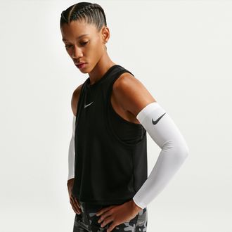 Nike Unisex Dri-FIT Volleyball Sleeves (1 Pair) in Pink | N1014091-630