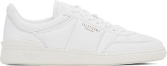 Valentino Garavani Low Top Sneakers − Sale: up to −75