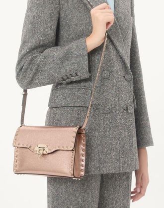 Valentino Garavani Borsa Piccola A Tracolla Valentino Garavani Rockstud In Vitello Granato Laminato Donna ROSE CANNELLE UNI