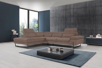Egoitaliano Ecksofa »Queenie, extravagantes Sofa mit erstklassigem Sitzkomfort« mit verstellbarer Armlehne und Kopfteilen für Wohlfühlkomfort