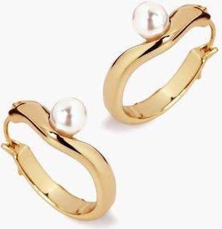 Yoj Twerti Pearl Hoop Earrings In Gold & Pearls at Nordstrom
