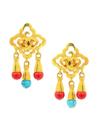 Chanel 1997 CC clip-on earrings - women - Gold Plated Brass - One Size