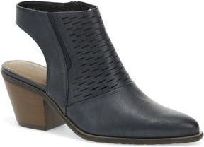 BareTraps Yangley Block Heel Bootie in Navy at Nordstrom Rack, Size 7.5