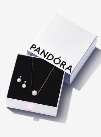 Pandora Gift Set Gold Plated Pearl Set