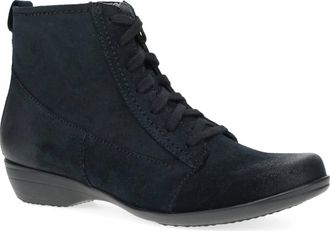 Dansko Womens Fergie Lace Up Bootie In Black
